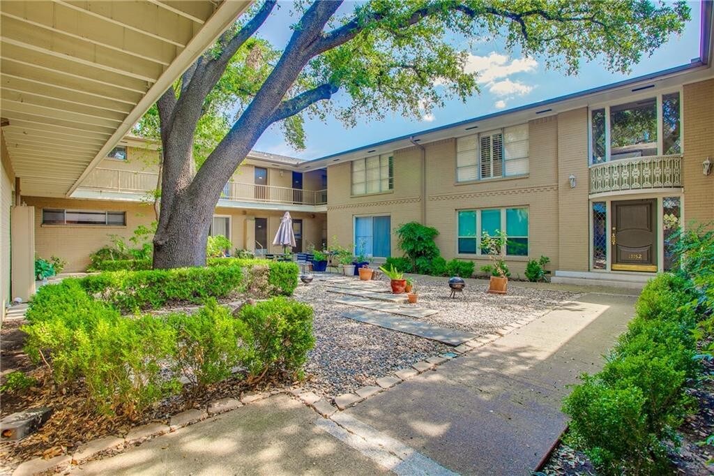 Primary Photo - 11152 Valleydale Dr