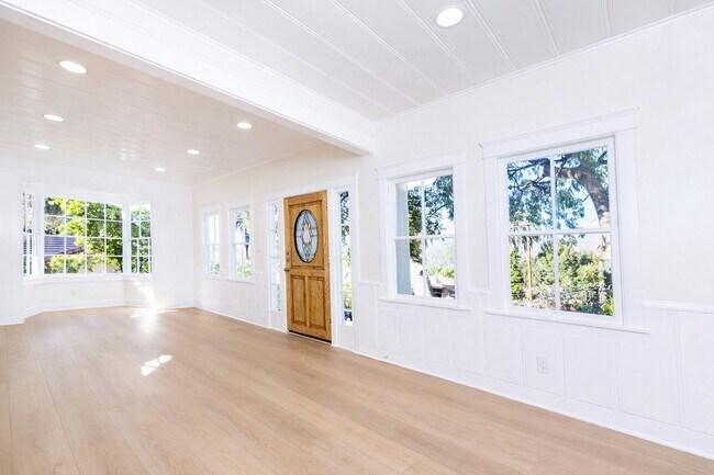 Foto del edificio - 1205 Oak Hill Ave