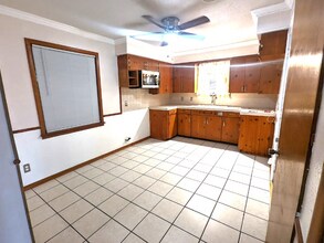 Building Photo - 3755 Elmer Ln