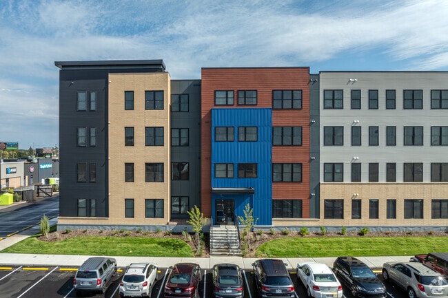 Architectural Detail - Station955 Apartments