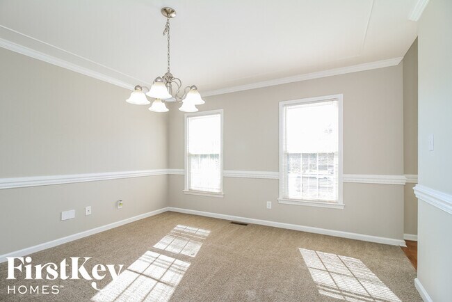 Building Photo - 5213 Pembrooke Forest Ct