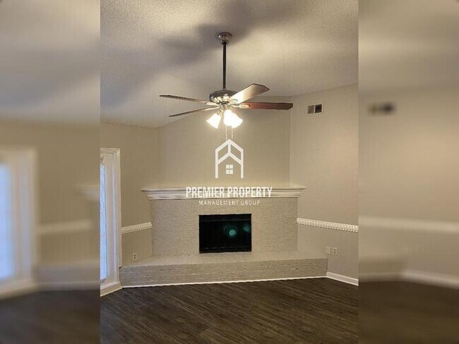 Building Photo - 4259 Creek Manor - Available Now!