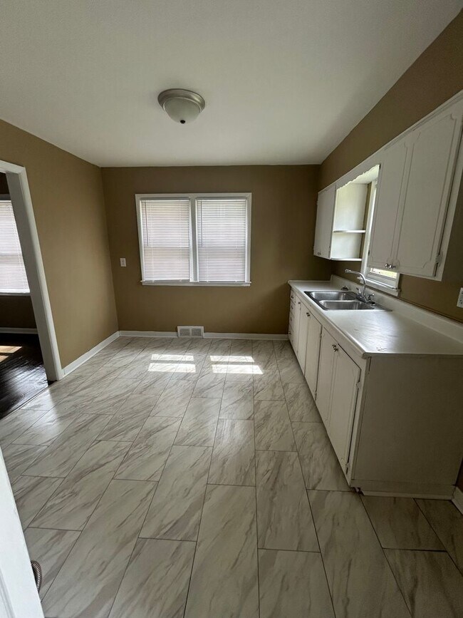 Foto del edificio - 1116/1118 N Union St Duplex