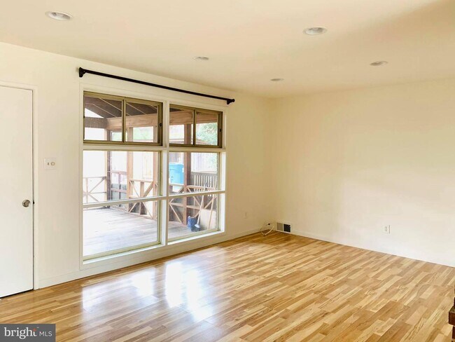 Foto del edificio - 5403 Clifton St