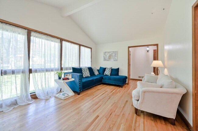 Foto del edificio - 501 Smithstone Rd SE