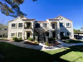 Building Photo - 4712 Nara Vista Way