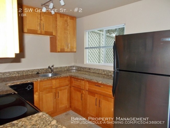 Foto del edificio - 2822 SW Genesee St