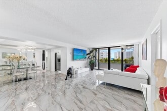 Building Photo - 3589 S Ocean Blvd