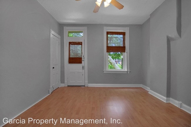 Building Photo - 4055 Hartford St