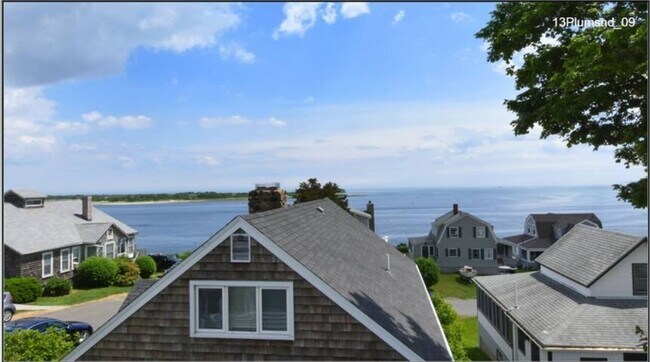 Building Photo - 13 Plum Sound Rd