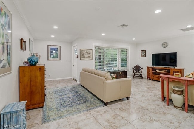 Building Photo - 1204 Milano Dr
