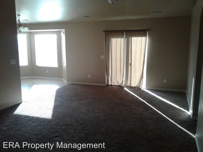 Building Photo - 537 W 2075 N