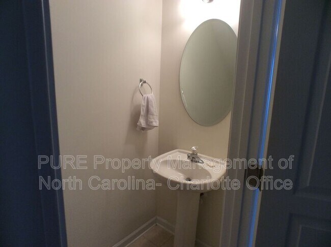 Foto del edificio - 5009 Sunset Ridge Ct