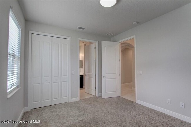 Building Photo - 3267 Addison Dr