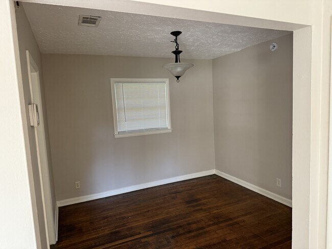 Building Photo - 4479 Oriole St