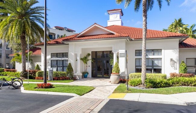 Controlled access building - One Boynton