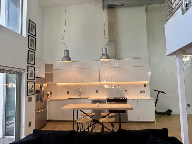 Foto del edificio - 900 4th St