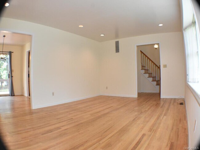 Foto del edificio - 274 Madison Rd