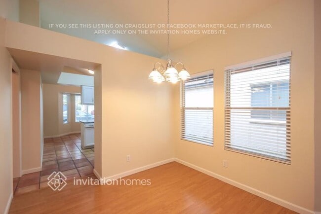 Building Photo - 1311 W Straford Dr