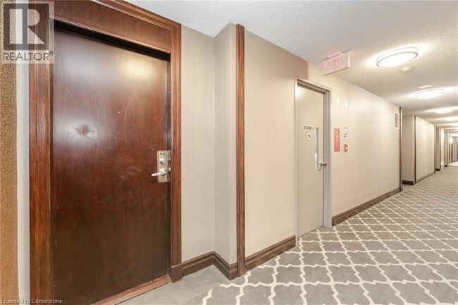 Building Photo - 335 Rathburn Rd W