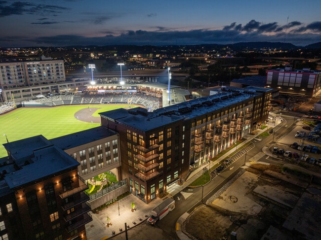 The Heights of Knoxville Apartments for Rent with a Dog Park