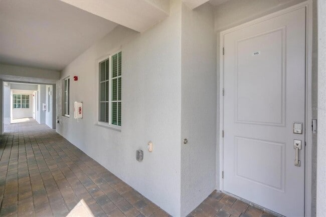 Building Photo - 14161 Heritage Landing Blvd