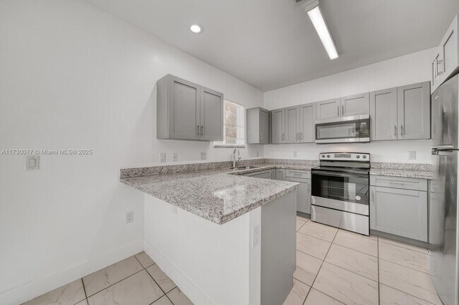 Foto del edificio - 14708 NE 7th Ave