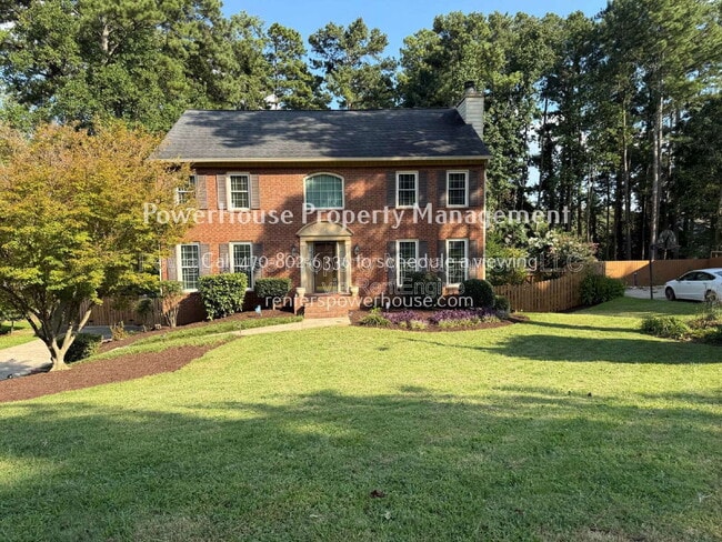 Photo - 790 Woodmont Dr House