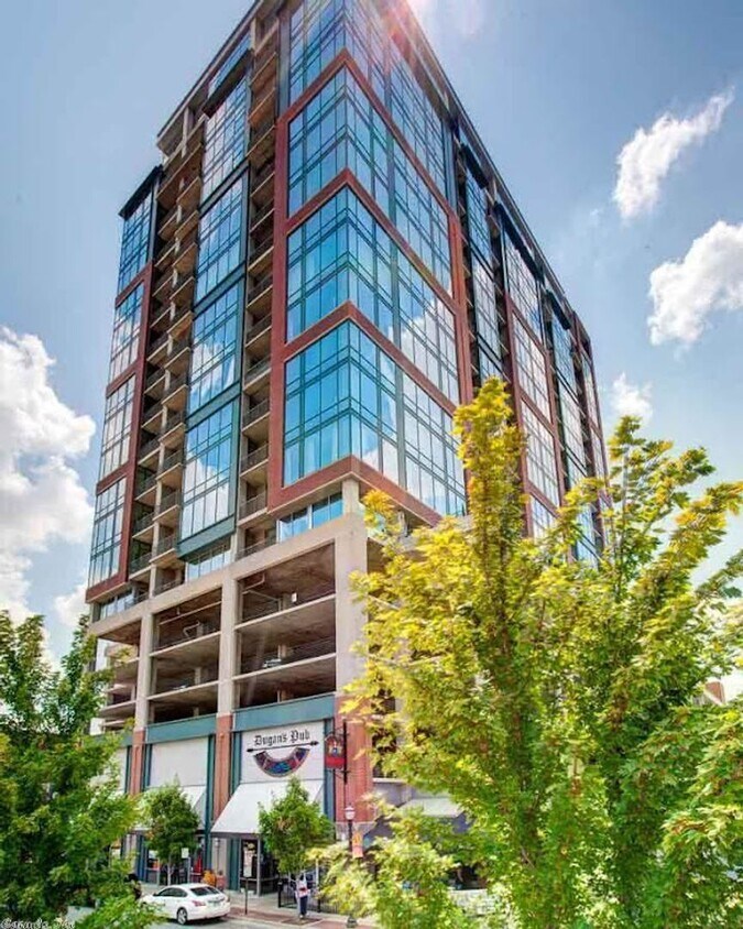 Foto principal - 315 Rock St
