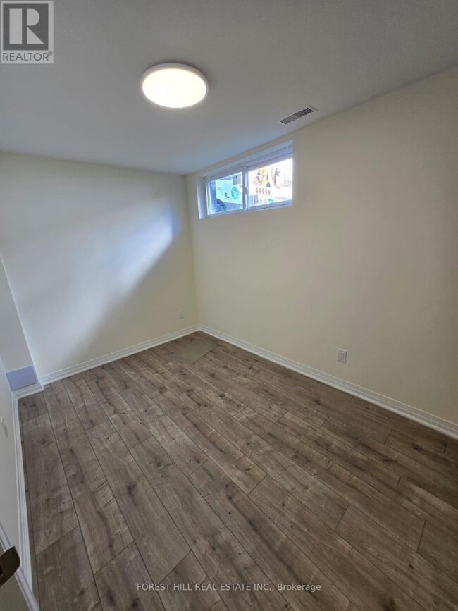 Building Photo - 12 Smallwood Dr