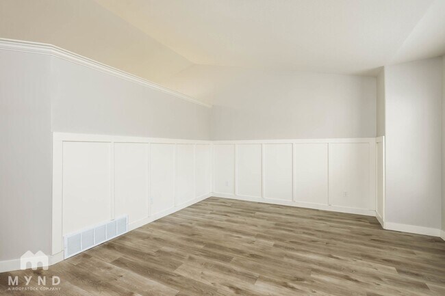 Building Photo - 1652 N 2275 W