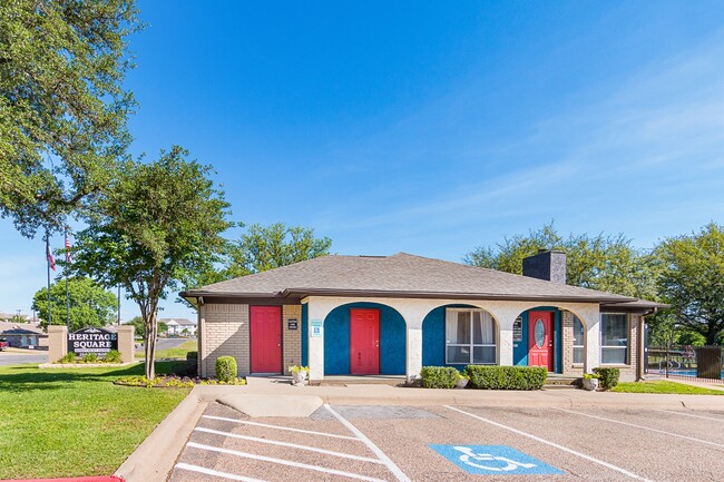 Building Photo - Heritage Square