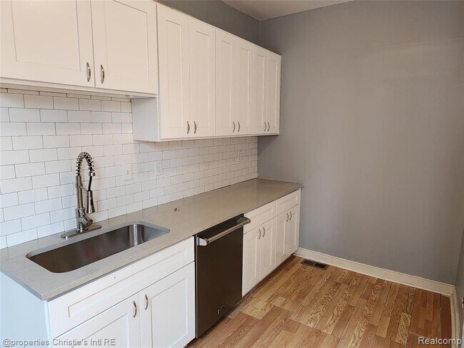 Foto del edificio - 4207 4th St