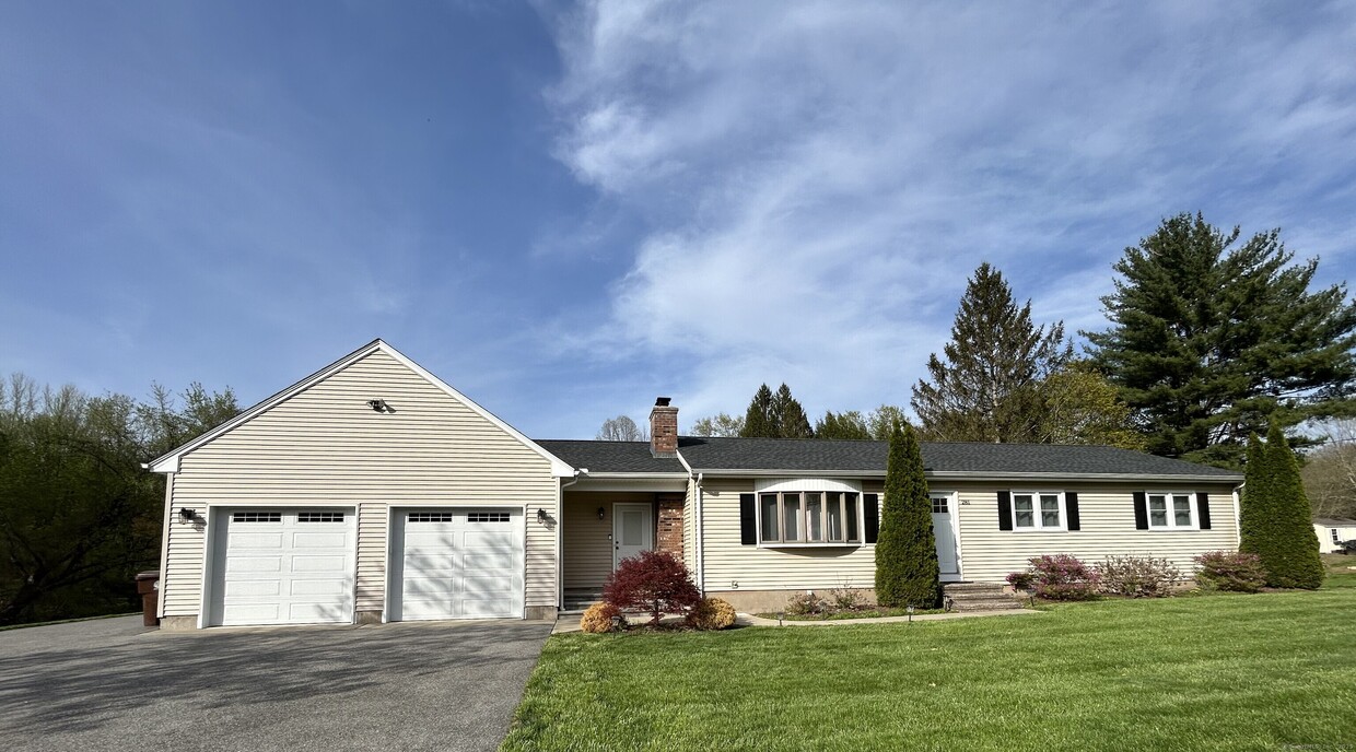 Primary Photo - 281 Abbe Rd