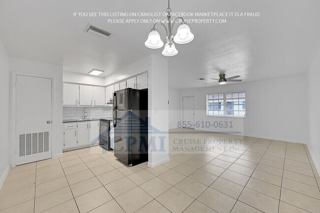 Building Photo - 3281 Coral Hills Dr