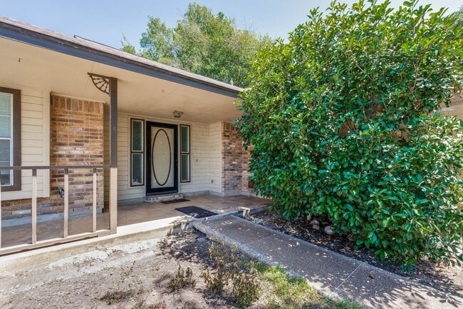 Building Photo - 7803 Forest Ranch