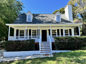 Building Photo - 2832 Red Alder Ct