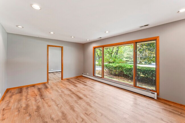 Foto del edificio - 2226 Shannondale Dr