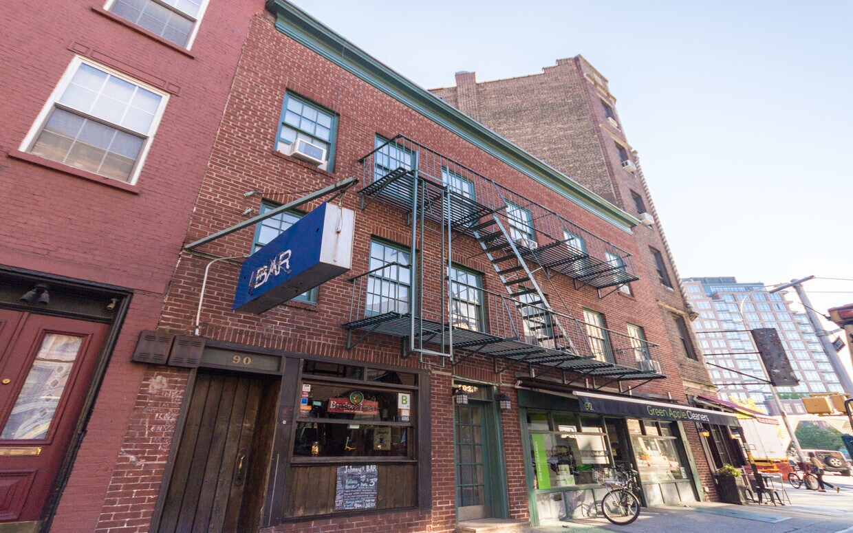 Primary Photo - 90-92 Greenwich Avenue