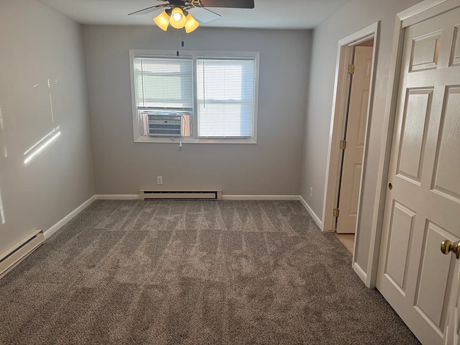 Building Photo - 5125 Marshall Dr