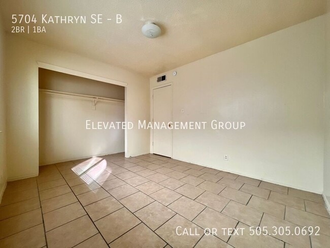 Foto del edificio - 5704 Kathryn Ave SE