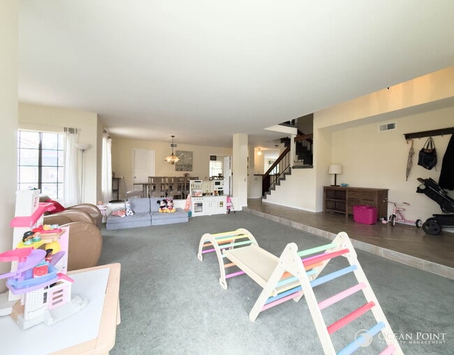 Foto del edificio - Large Four Bedroom Home for Rent in Moorpark!