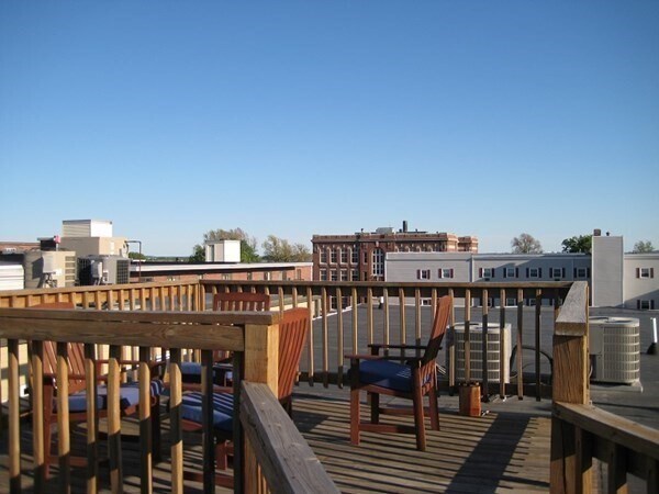 Foto del edificio - 734 E 6th St