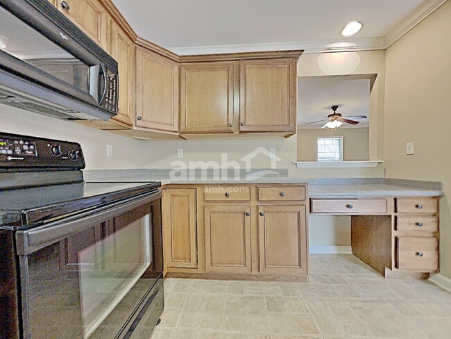 Foto del edificio - 1515 Pathfinder Ln