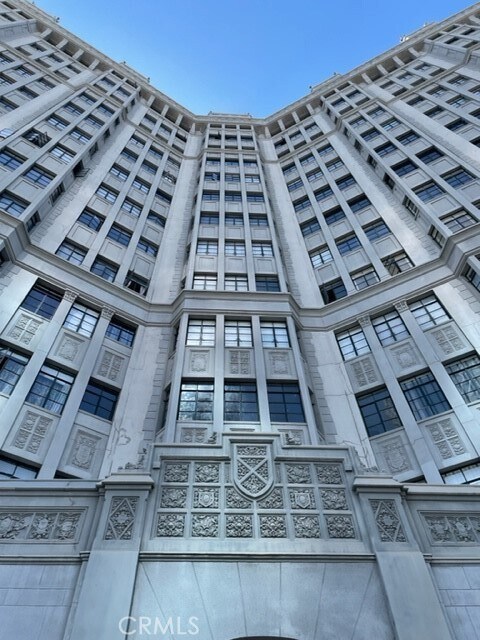 Primary Photo - 800 E Ocean Blvd