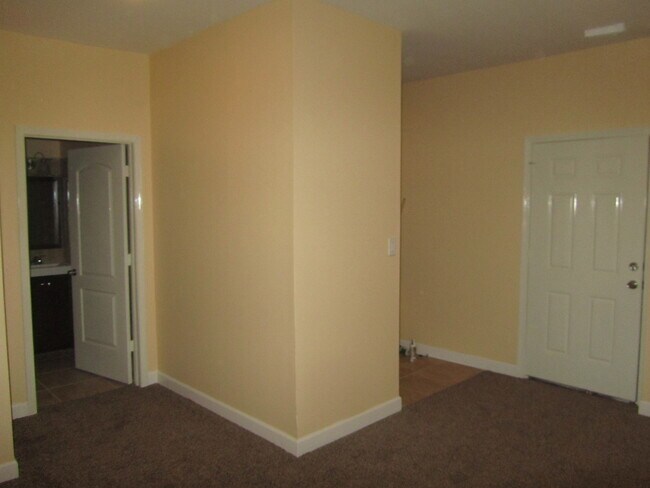 Foto del edificio - 7047 S Crandon Ave