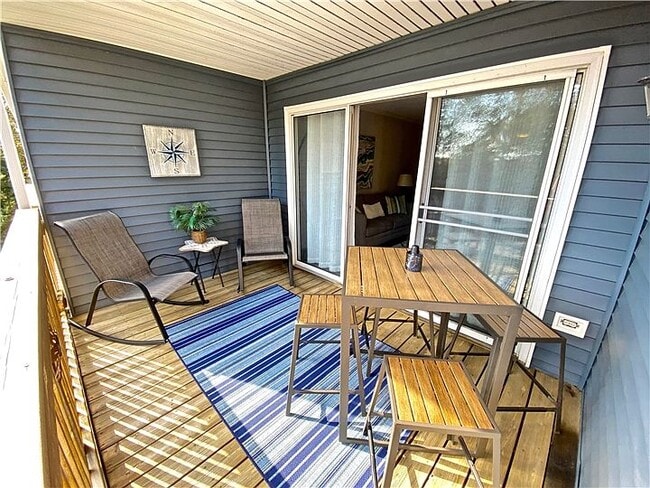 Building Photo - 200 Henlopen Sta