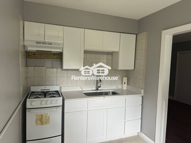 Foto del edificio - 6103 Chinquapin Pkwy