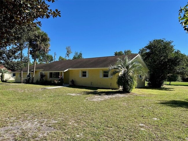 Foto del edificio - 1567 Brooks Ln