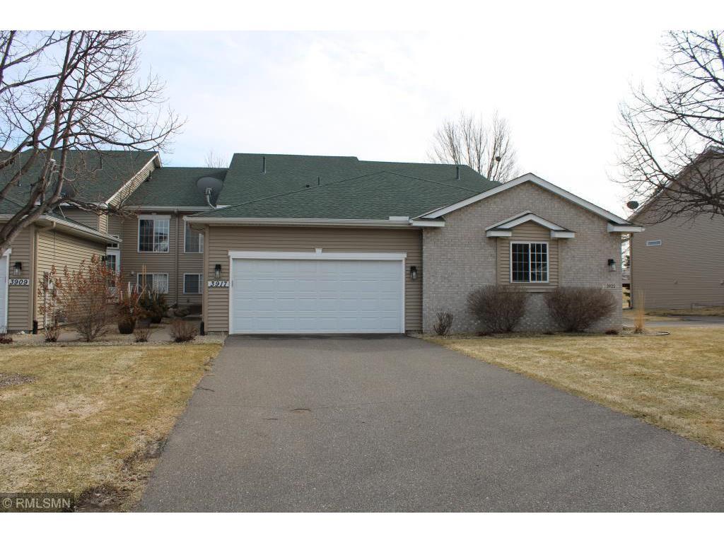 Foto principal - 3917 93rd Ave N